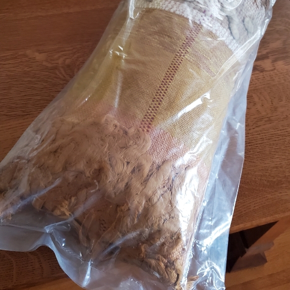 Anthropologie All Roads Bloomfield pillow- yellow - Picture 8 of 10